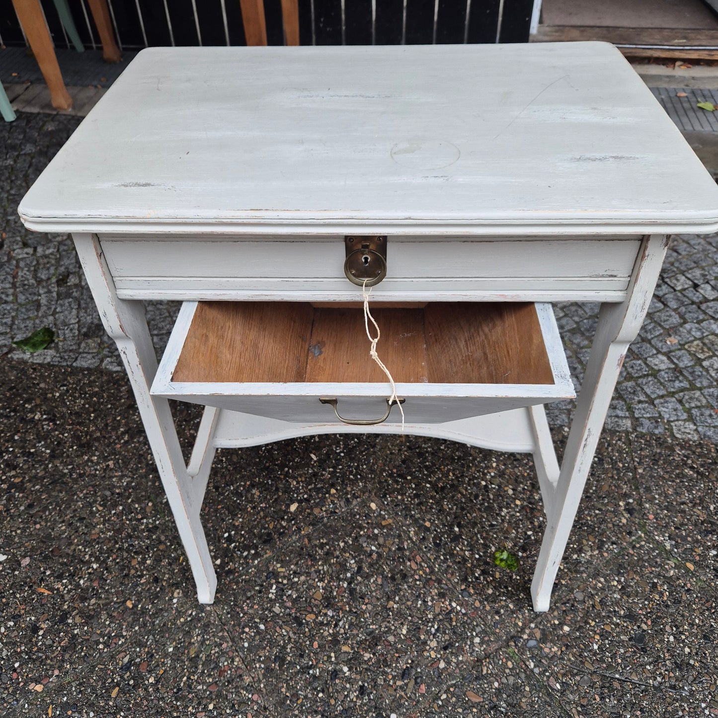 Antiker Jugendstil Nähtisch Beistelltisch Shabby Chic Landhaus Beige