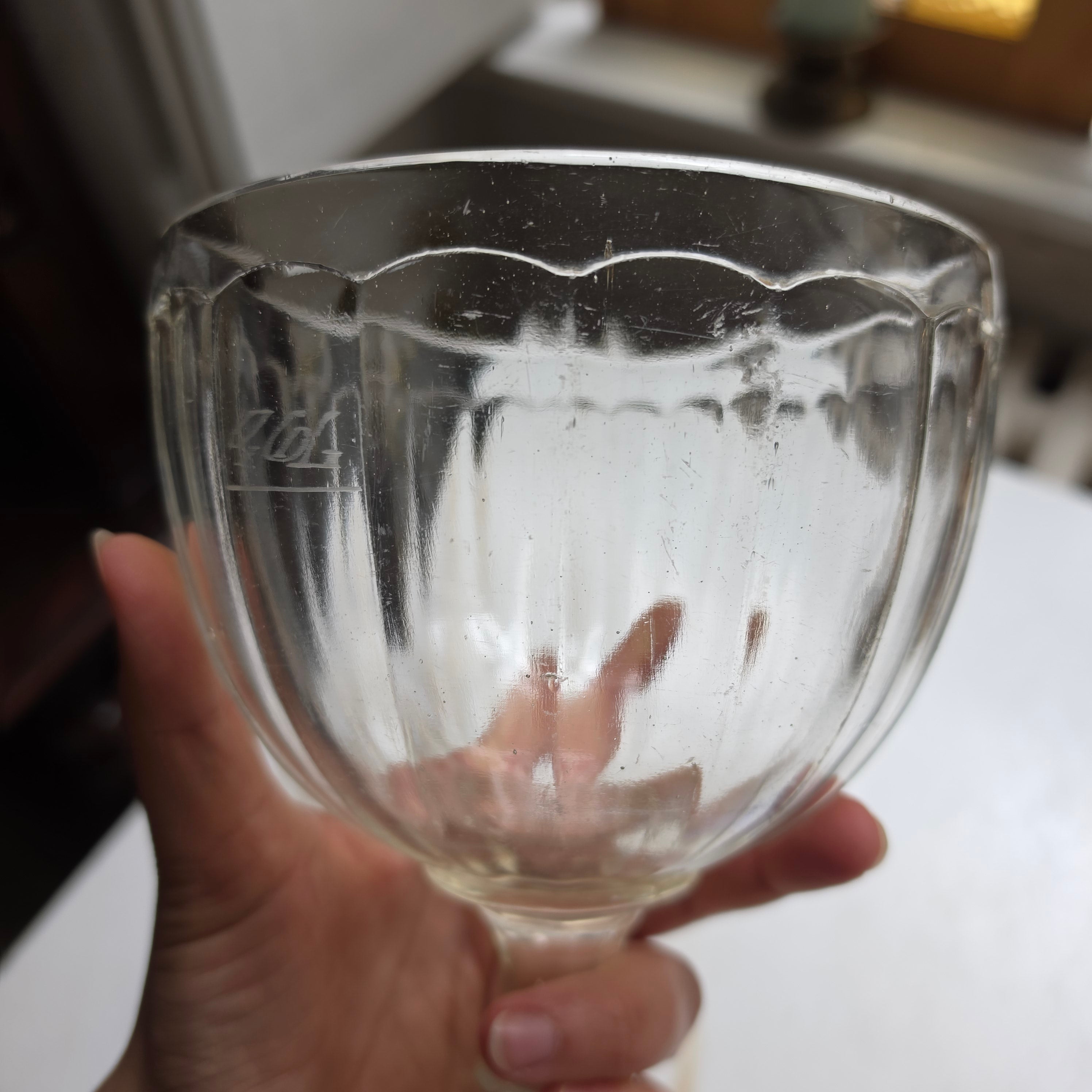 Altes 40er Jahre Glas groß oder auch Bonbonschale Vintage