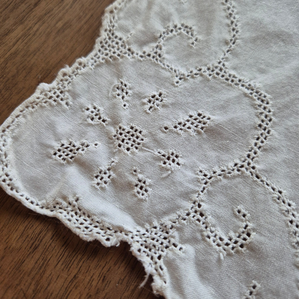 Antiker Handgemachter Tischläufer Zierdeckchen Spitze 80x34cm weiß 🤍