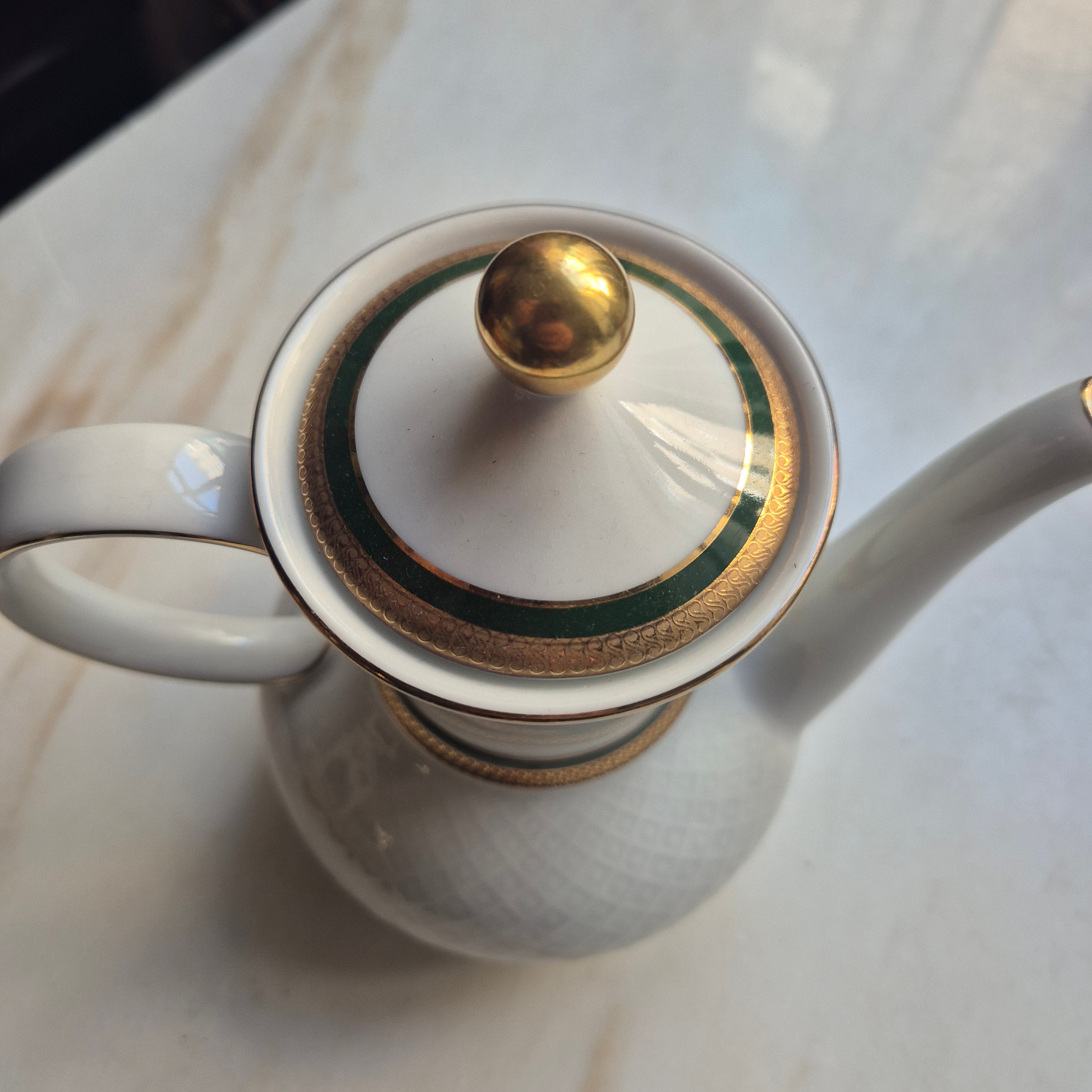 Seltmann Weiden "Annabell" - Porzellan Kaffeekanne oder Mokkakanne - mit Goldaktzenten