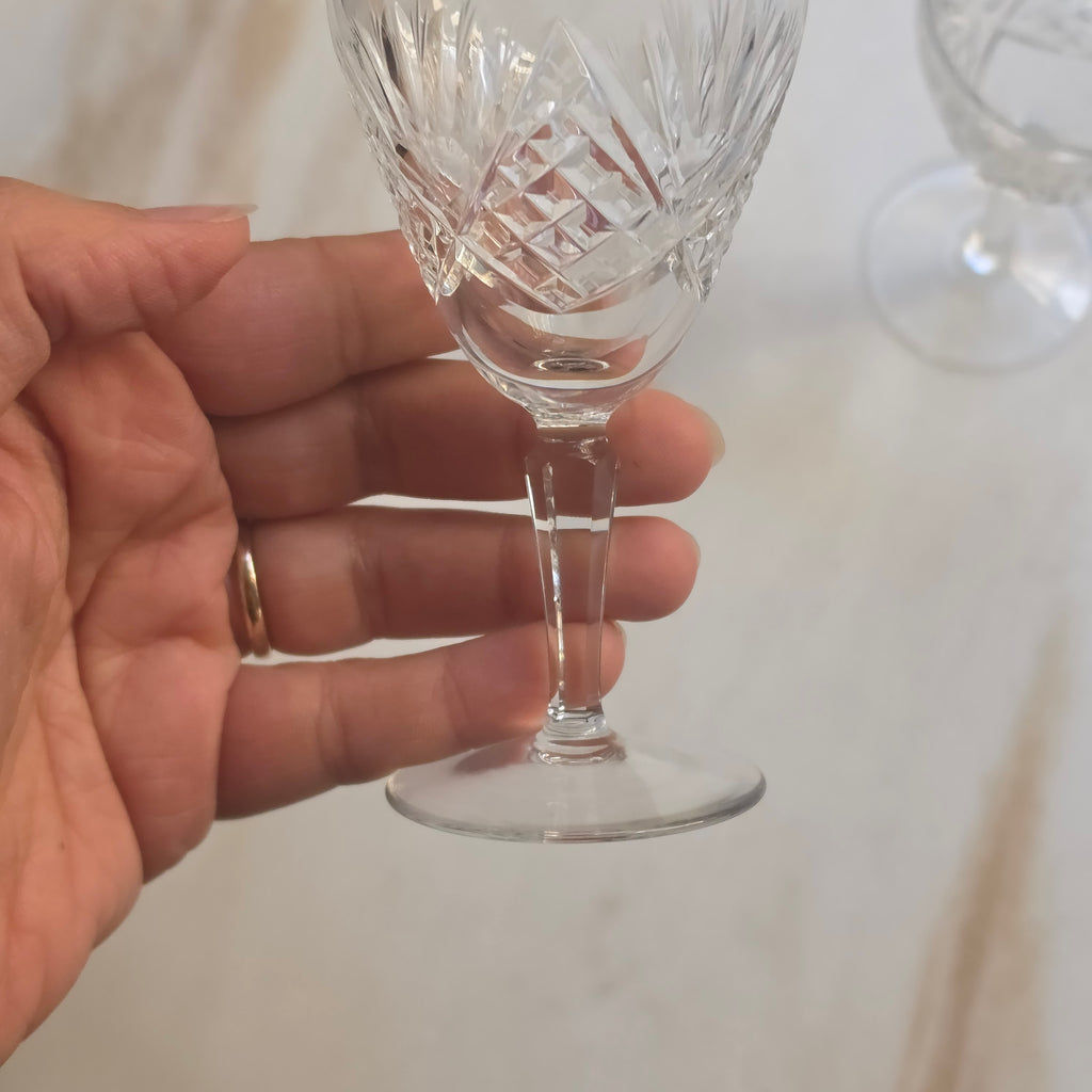 Exquisites 2er-Set Kristallglas-Likörkelche – Handgeschliffene Eleganz für Genießer