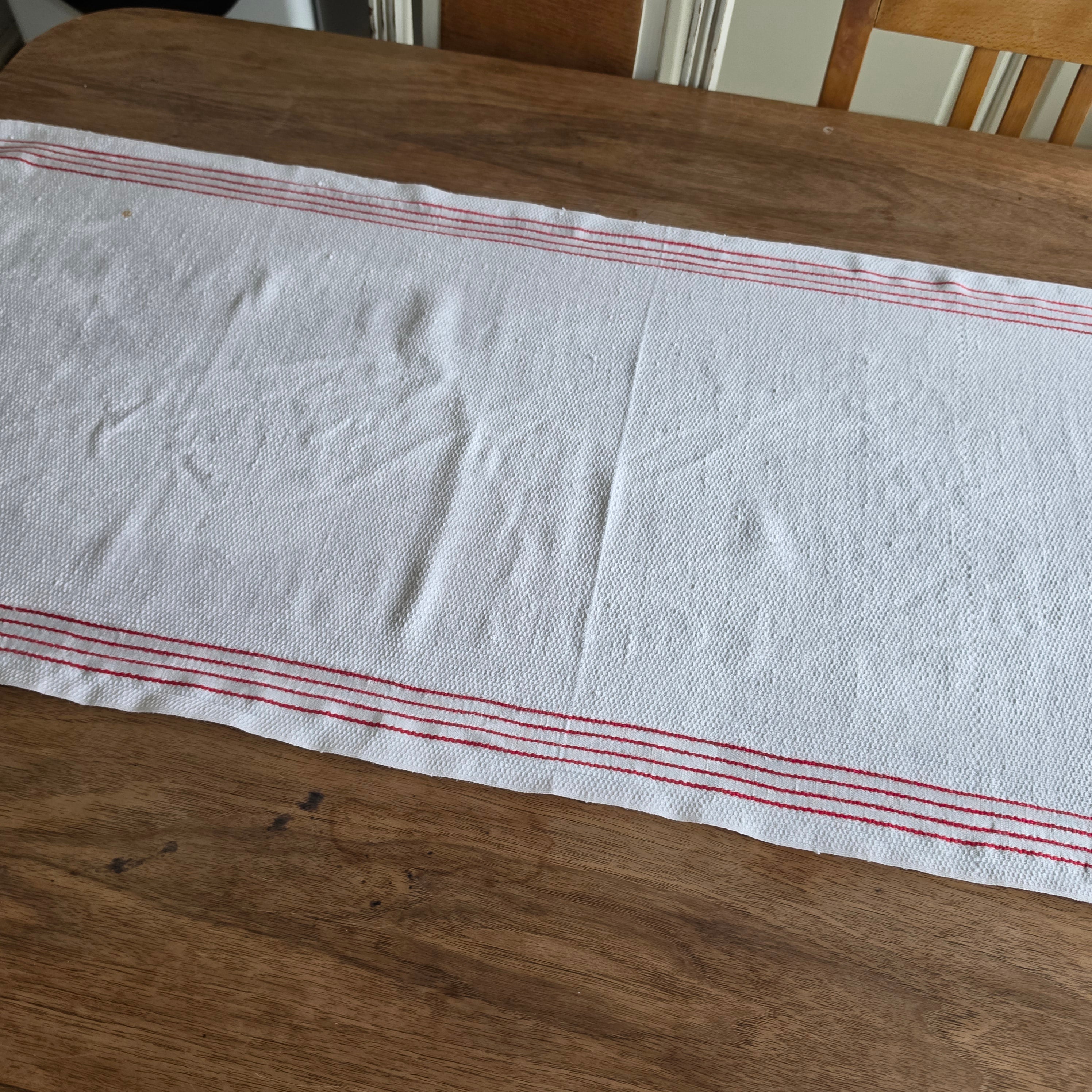 Vintage Tischläufer / Mangeltuch mit roter Einwebung & Monogramm "FH" - 47x117cm