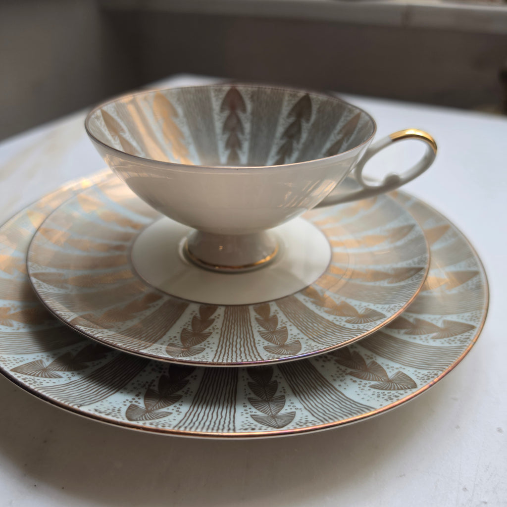 Vintage Alka Kunst Bavaria Sammeltasse 3-teilig | Mid-Century Porzellan Gedeck mit Golddekor & Stilvollem Muster (1950er/60er)