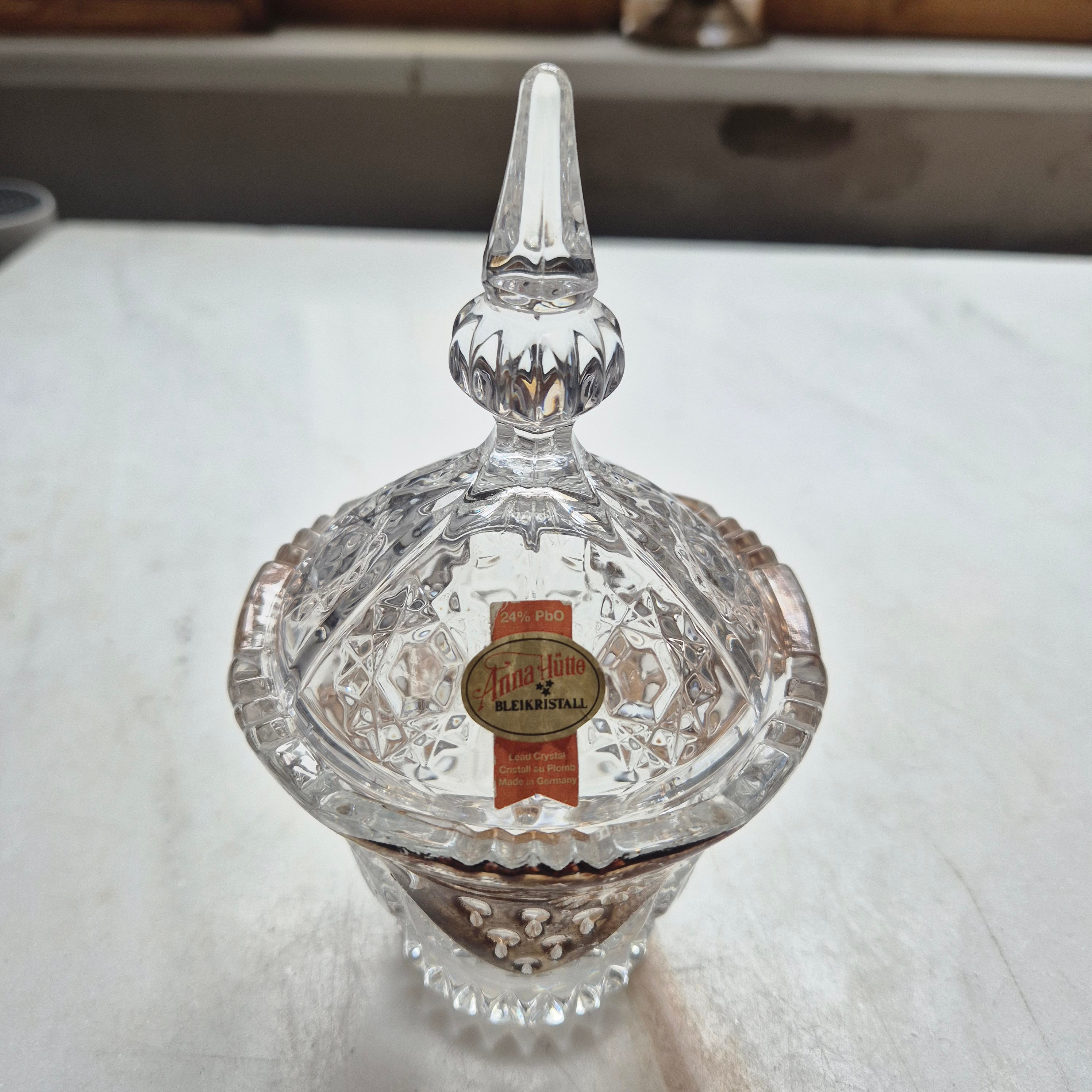 Vintage Bonboniere Schale aus Bleikristall mit Deckel - von Anna Hütte
