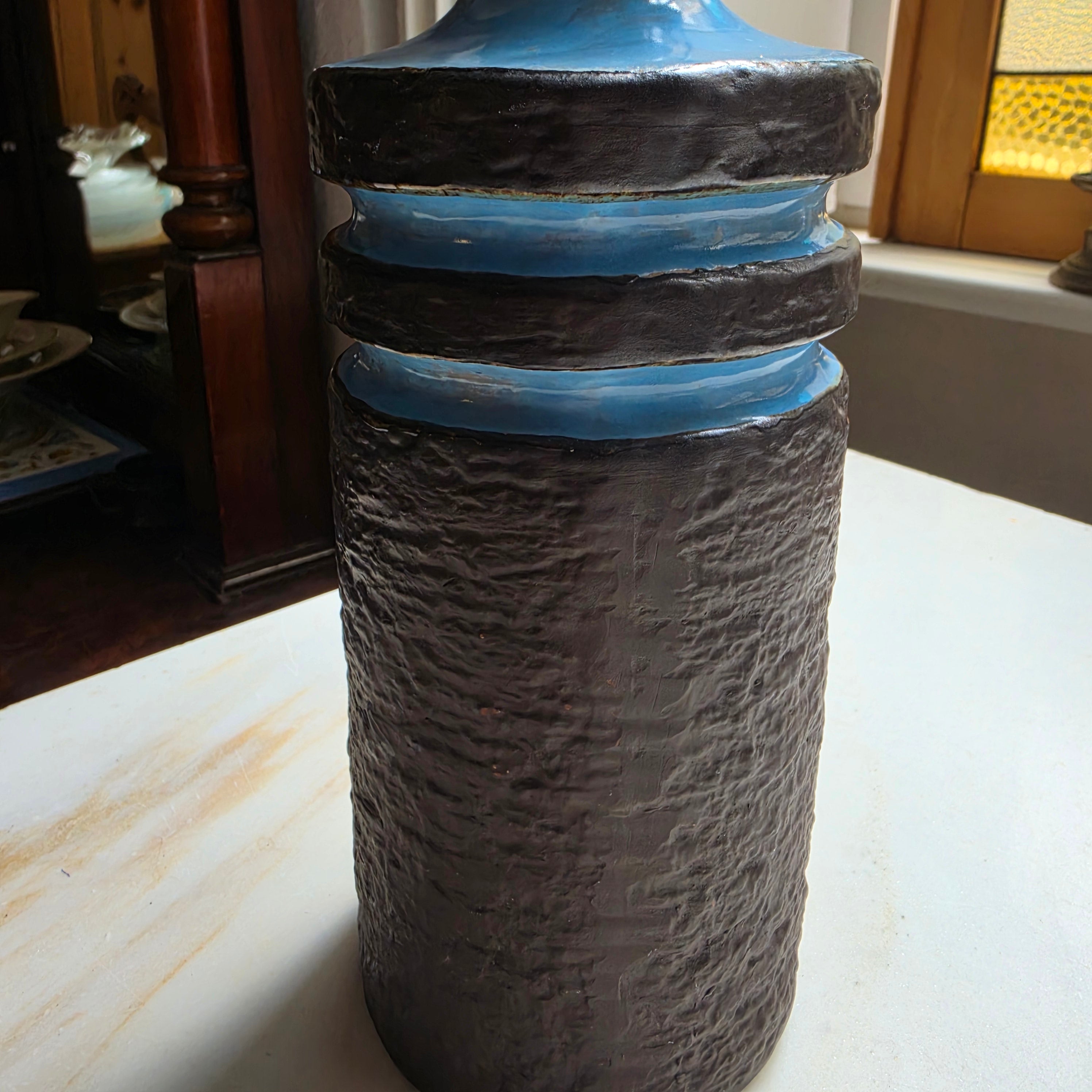 Retro Vase blau schwarz 70er Jahre Vintage Keramik alt und einzigartig