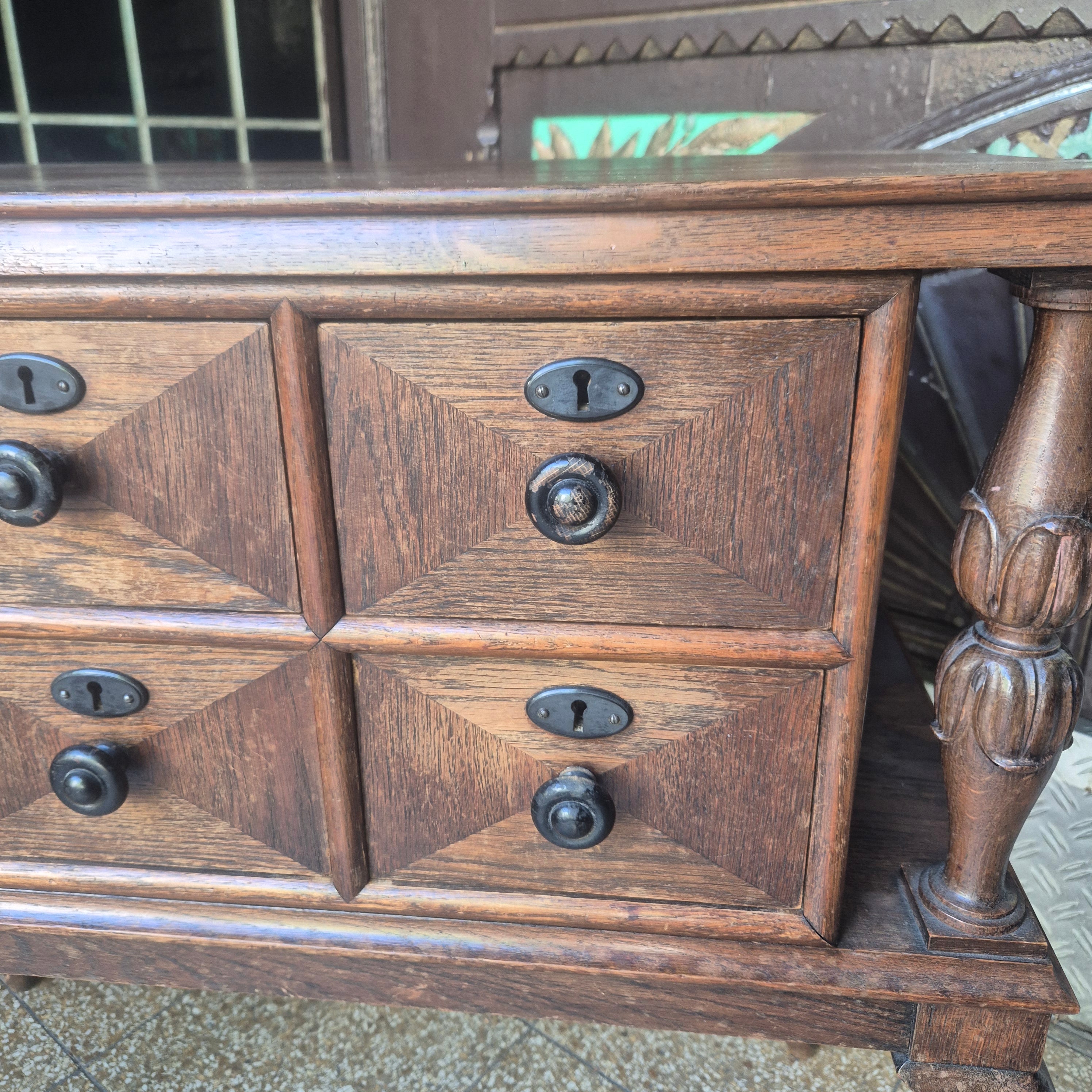 Antike Vintage-Kommode aus Massivholz mit 6 Schubladen – Echter Blickfang mit Geschichte