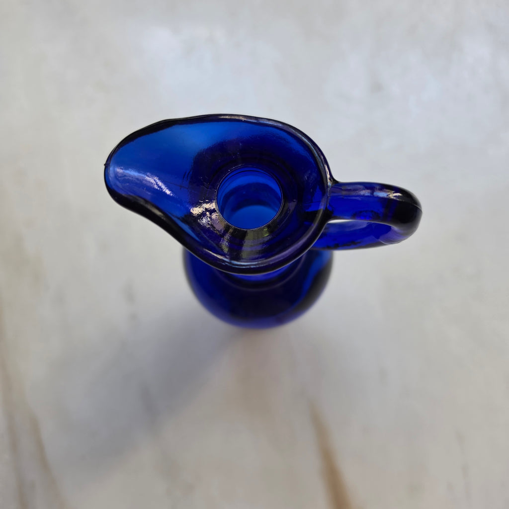 Blaue Glas Vase klein Pressglas gold