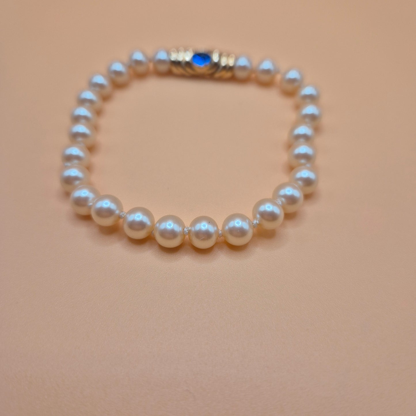 Vintage unechtes Perlenarmband mit blauem Stein 80er Jahre