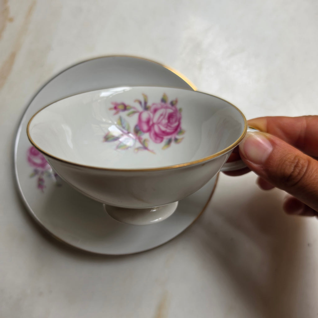 Fürstenberg Porzellan Teetasse mit Untertasse – Romantisches Rosenmotiv & Goldrand – Vintage Gedeck