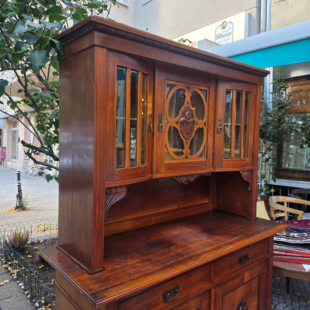 Antikes Küchenbuffet aus Echtholz – Jugendstil Anrichte mit Vitrine & Schnitzereien
