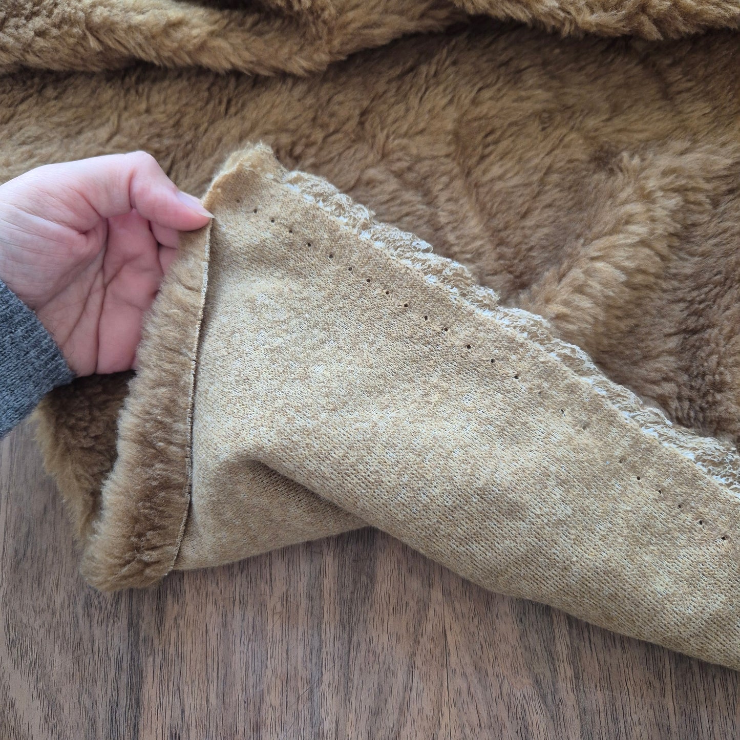 Vintage Futterfell Stoffrest Kunstfell braun 102x 165cm kuschelig