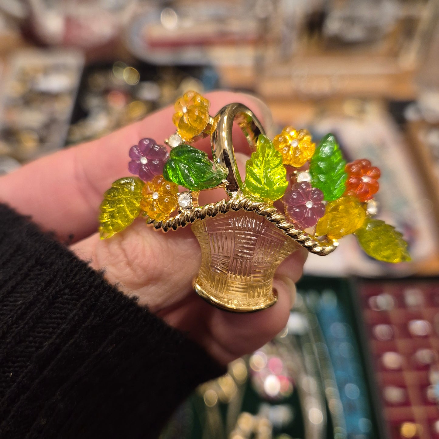 Große Statement Brosche / Blumenbouquet Modeschmuck