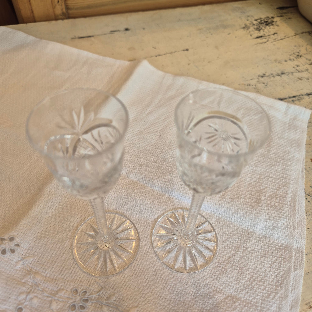 2x Vintage Kristall Schnaps Likör Wein Gläser Mid-Century Cocktail Bar klein
