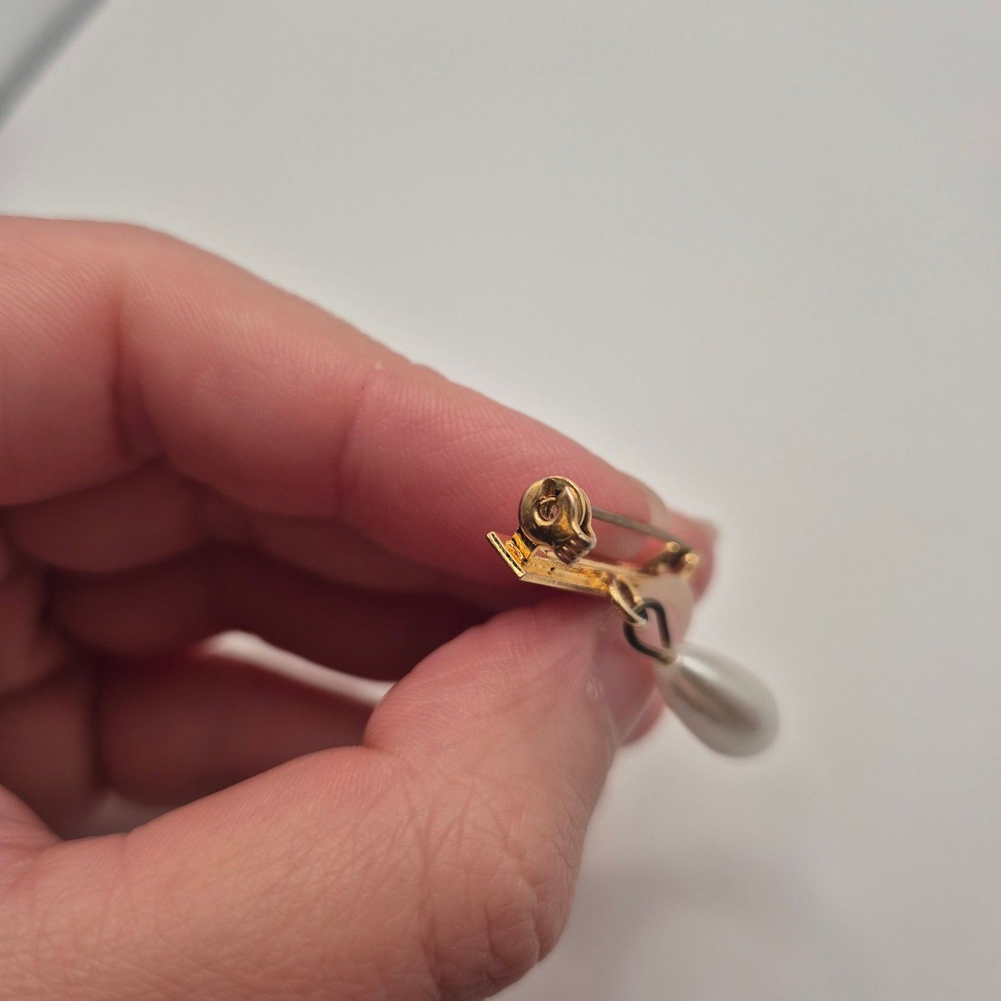 Vintage Brosche 80er Jahre Gold Modeschmuck"Träne"