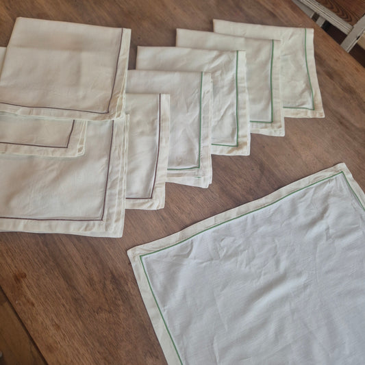 9x Grüne Stoffservietten Vintage 47x47cm Grün und brauner Rand Baumwolle Leinen