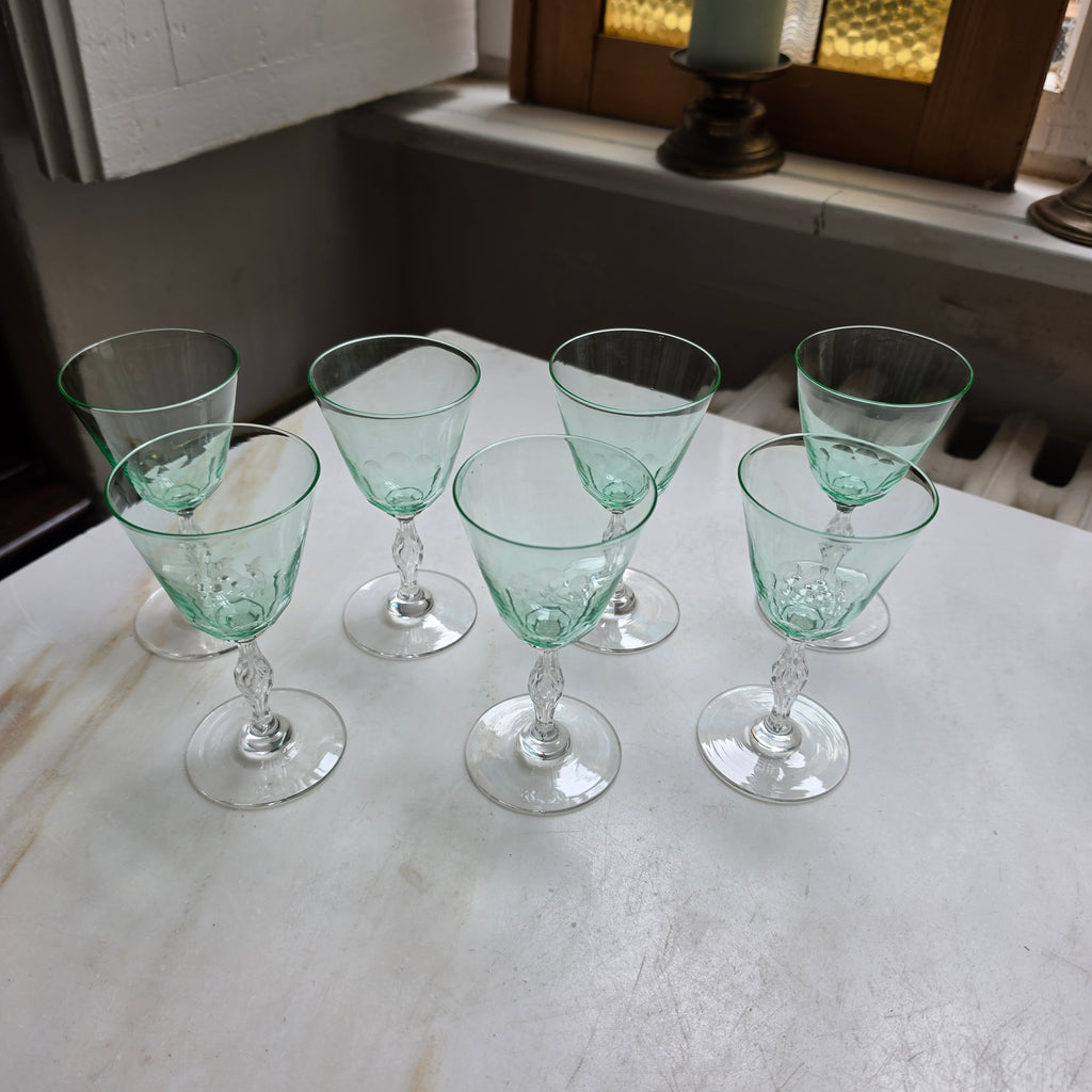 Jugendstil Likörgläser / Schnapsgläser Set (7-teilig) – Urangrün - Hellgrün mit Linsenschliff & Balusterstiel