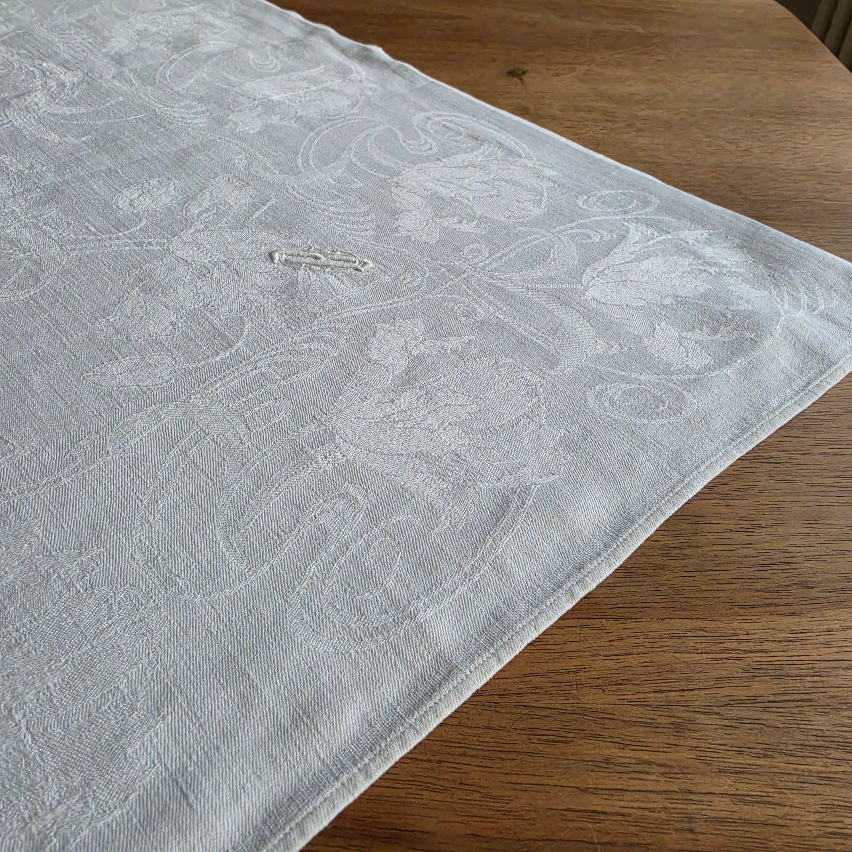 Antike Damast-Serviette - Mitteldecke mit kunstvollem Jugendstil-Muster & Monogramm „B“ - 60x65cm