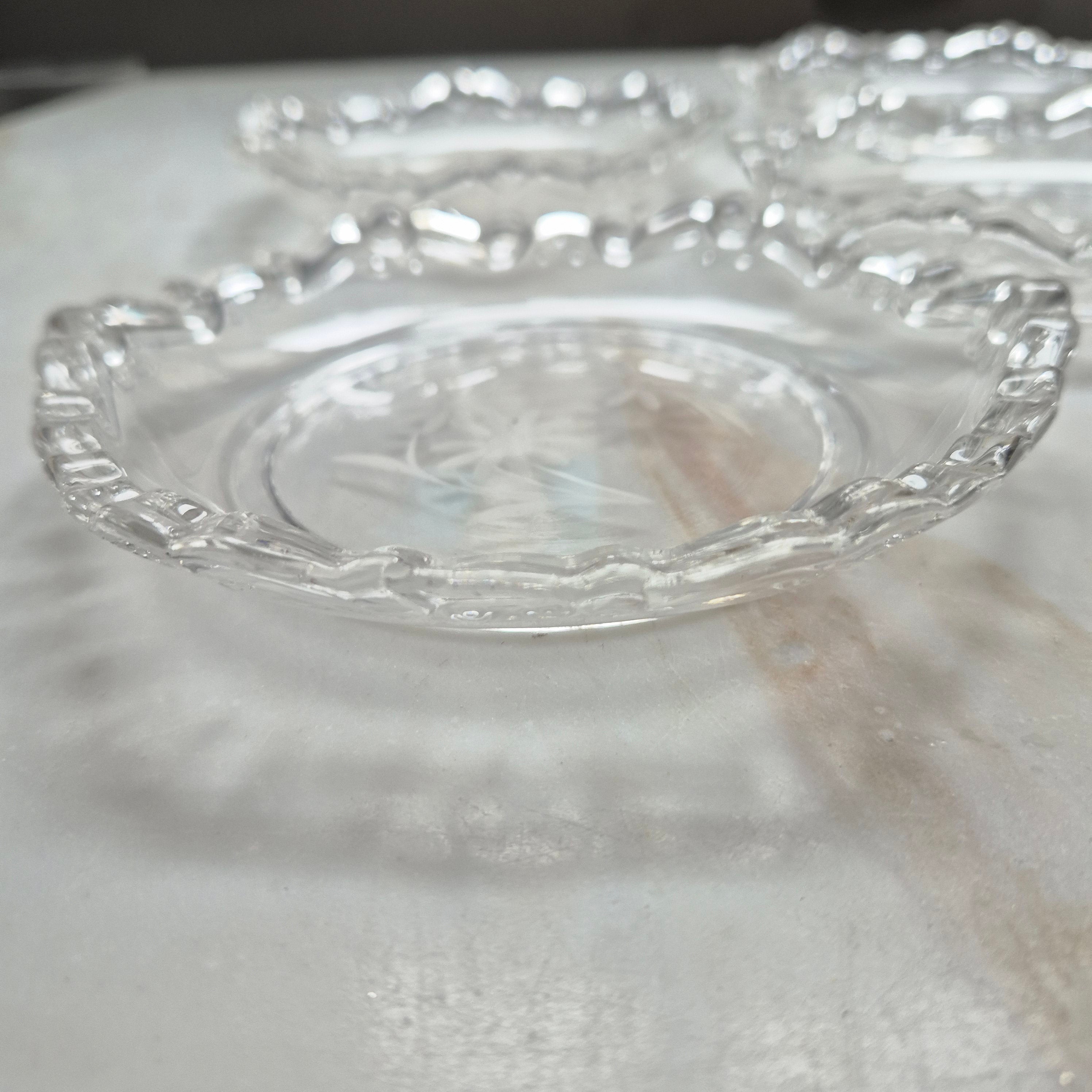 6x Vintage Glas oder Bleikristall Schalen Kuchen Teller mit Blumenmuster