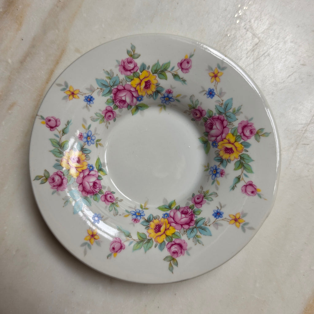 Vintage Kahla Mokkatasse mit Untertasse – Romantisches Blumenmuster & Zierhenkel