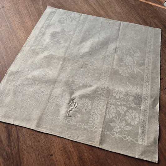 Antikes kleines Jugendstil Damast Küchen-&Geschirrtuch Monogramm F.D.E beige