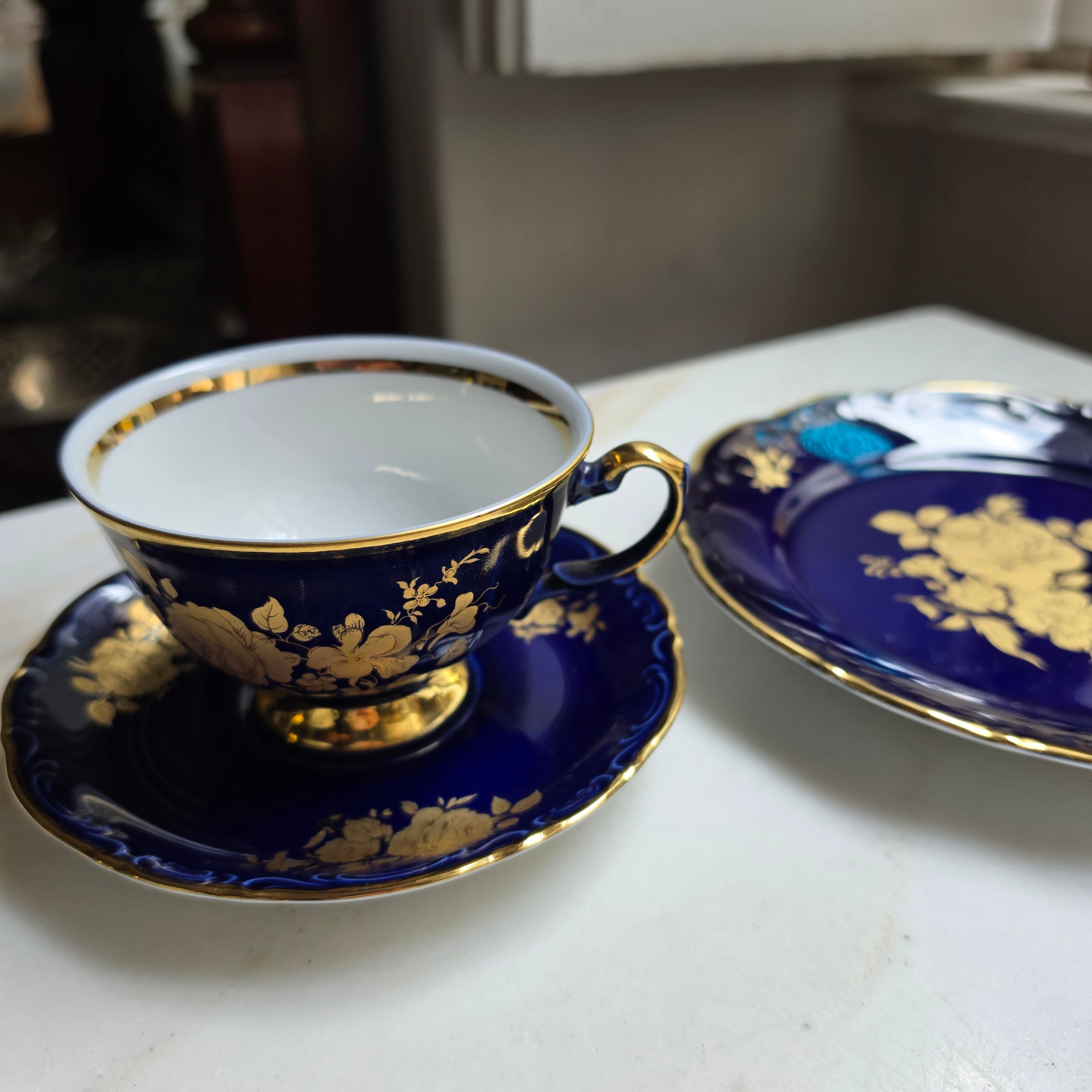 Vintage Mitterteich Bavaria Porzellan Sammelgedeck – Kobaltblau mit Golddekor (3-teilig)