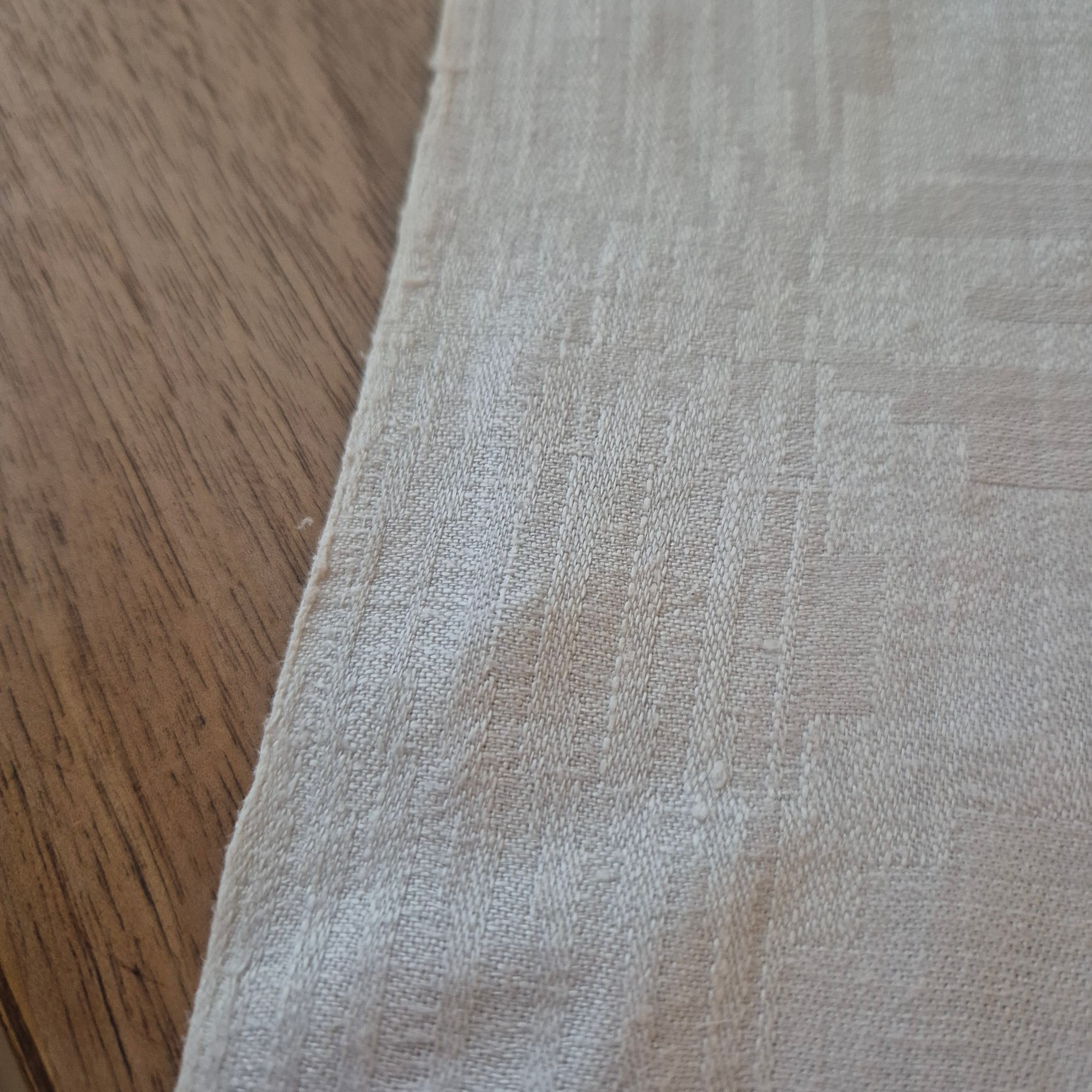 Antike Jugendstil Serviette/Mitteldecke weiß 83x95cm Damast leichte gelbe Flecken