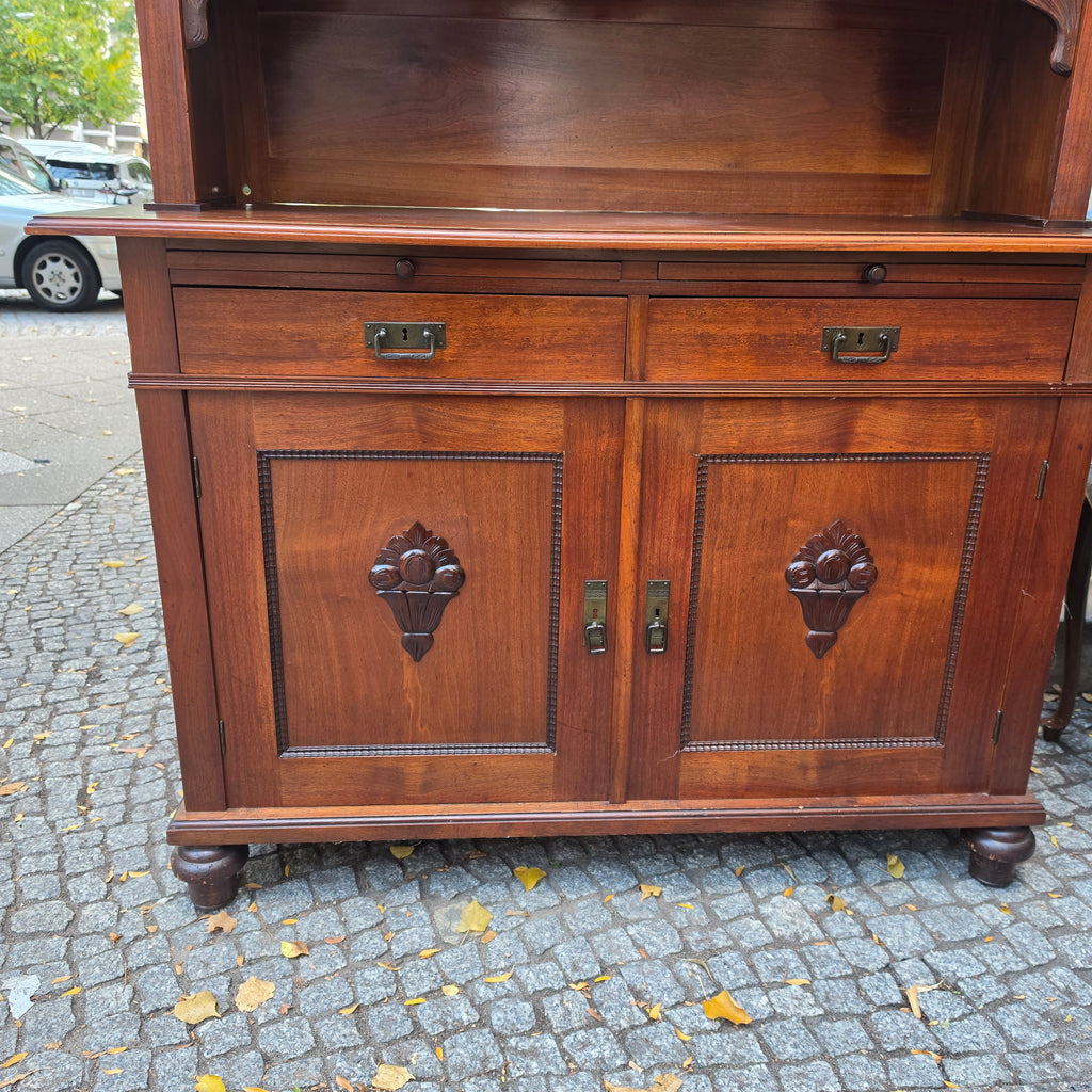 Antikes Küchenbuffet aus Echtholz – Jugendstil Anrichte mit Vitrine & Schnitzereien