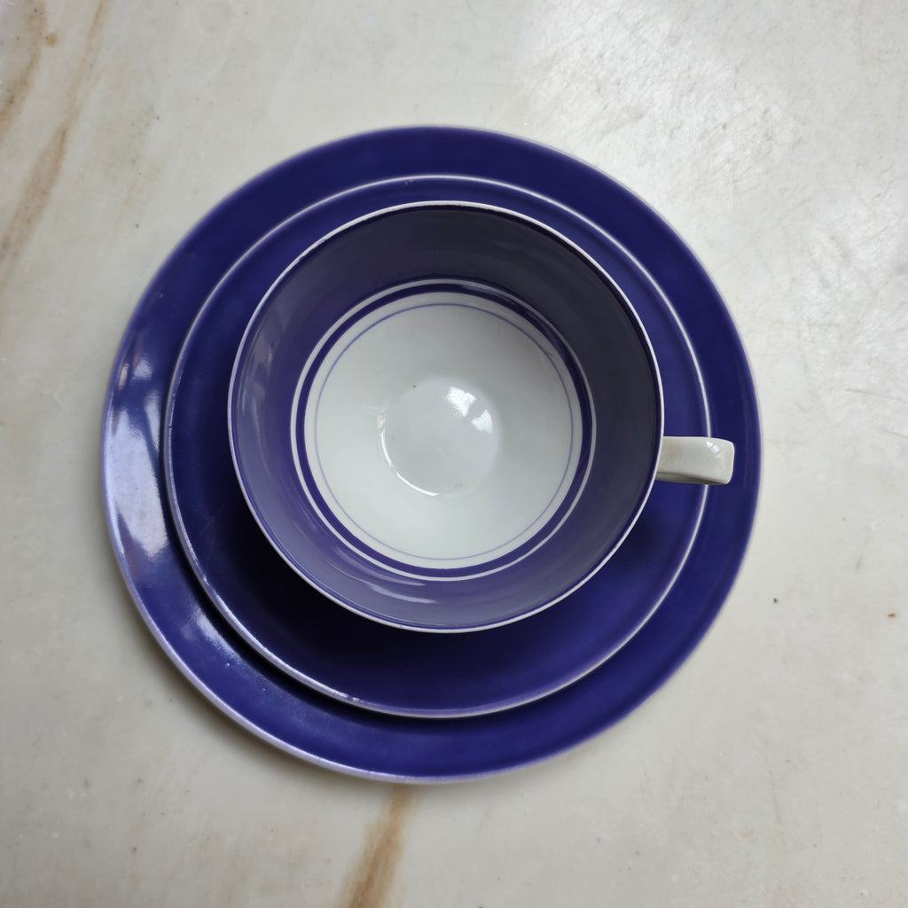 Vintage Porzellan Sammelgedeck 3-teilig – Kobaltblau & Weiß – Mid-Century Design