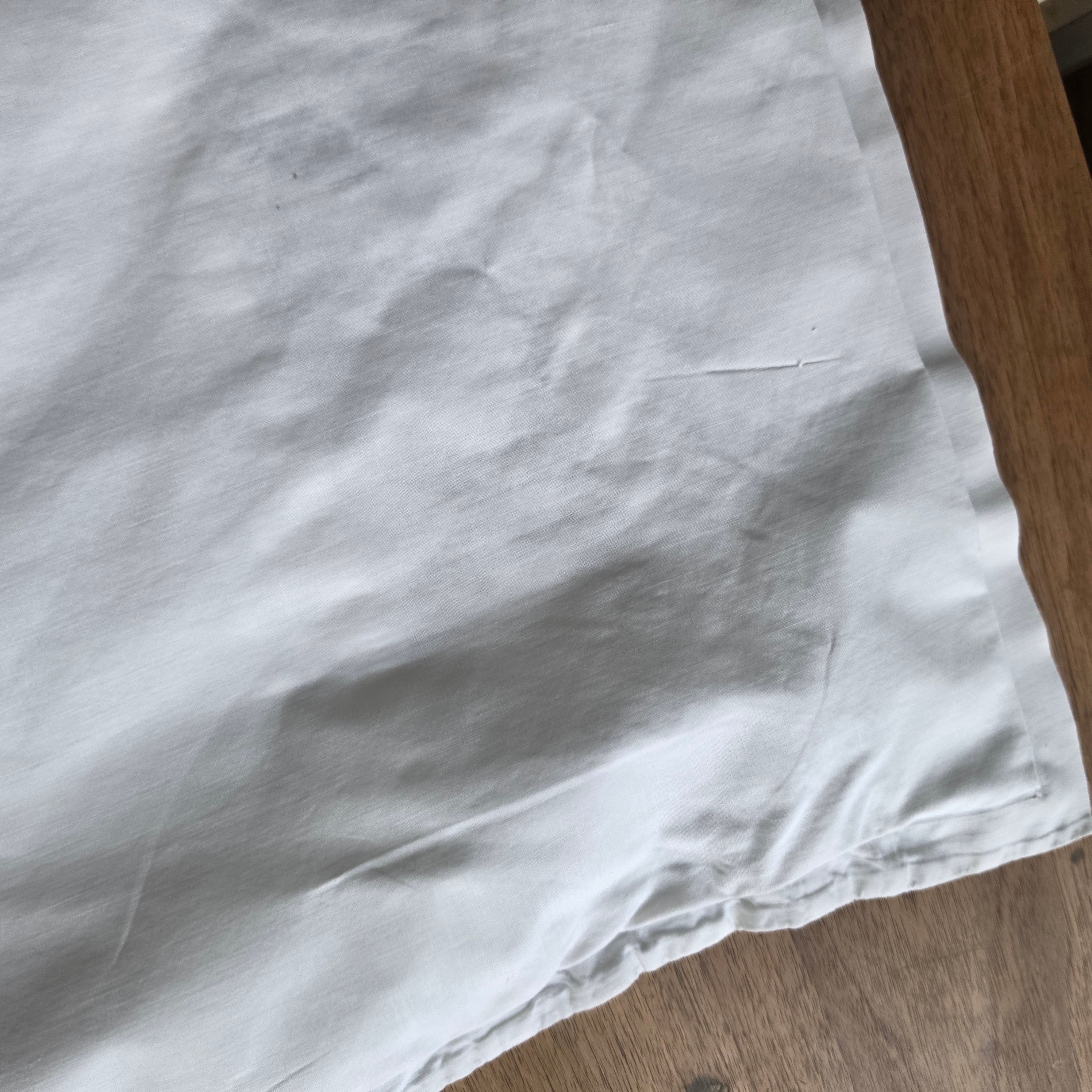Baumwolle Upcycling-Potenzial pur: Shabby Chic Kissenhülle mit Häkelspitze - 65x75cm