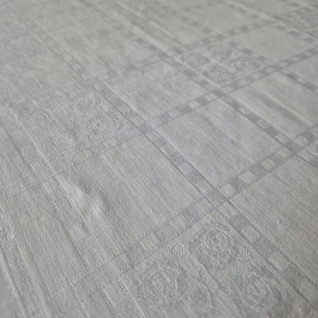 Antike Jugendstil Serviette/Mitteldecke weiß 62x62cm Monogramm C.H. Damast