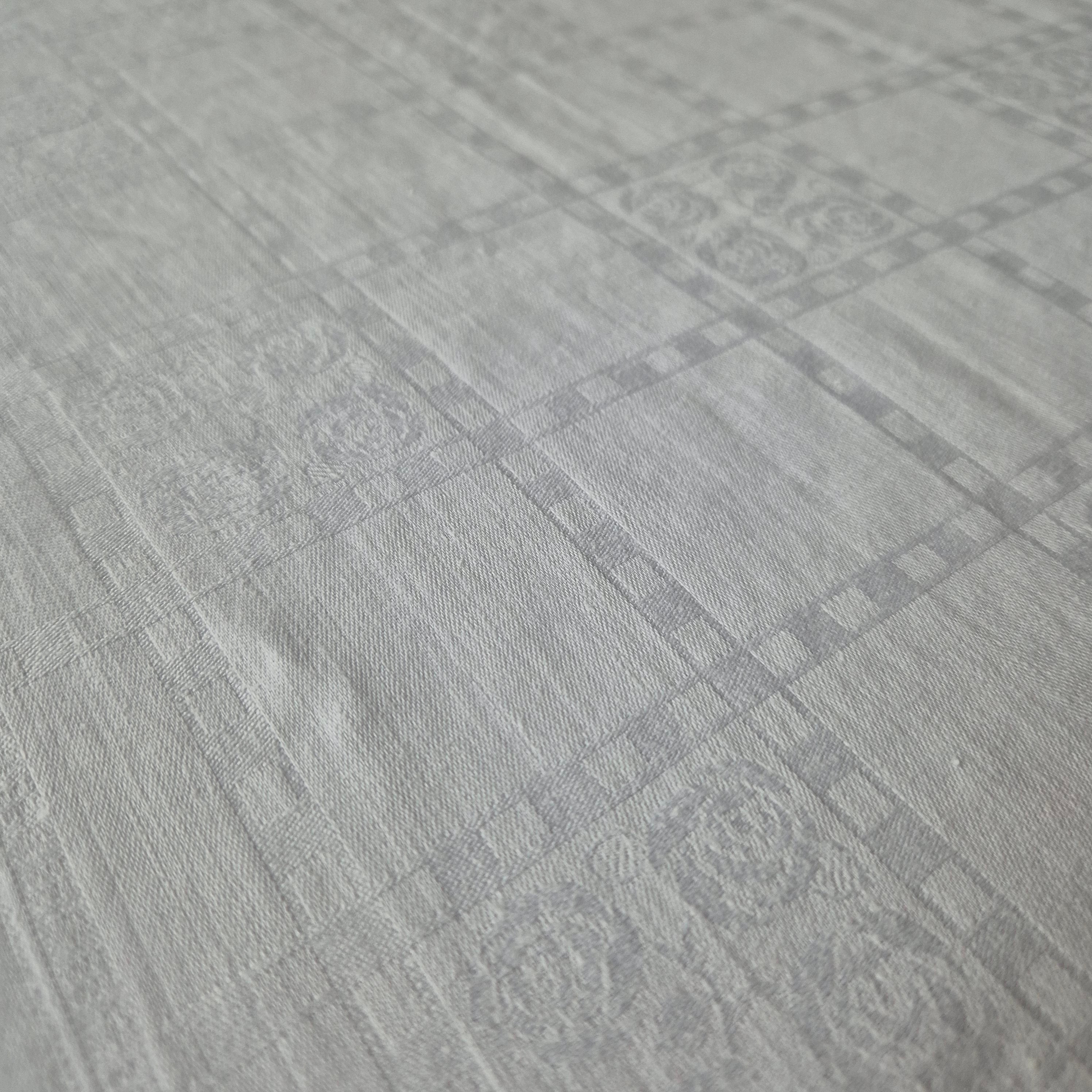 Antike Jugendstil Serviette/Mitteldecke weiß 62x62cm Monogramm C.H. Damast
