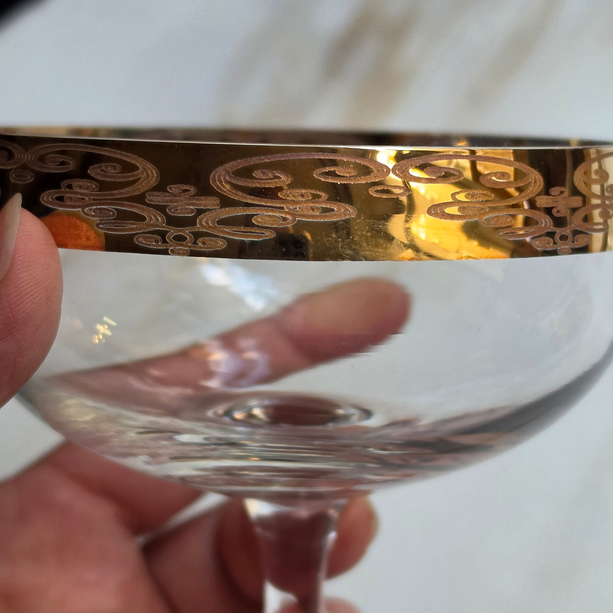 4er-Set Vintage Sektschalen – Edler Golddekor & Filigranes Muster – Perfekt für Champagner & Cocktails