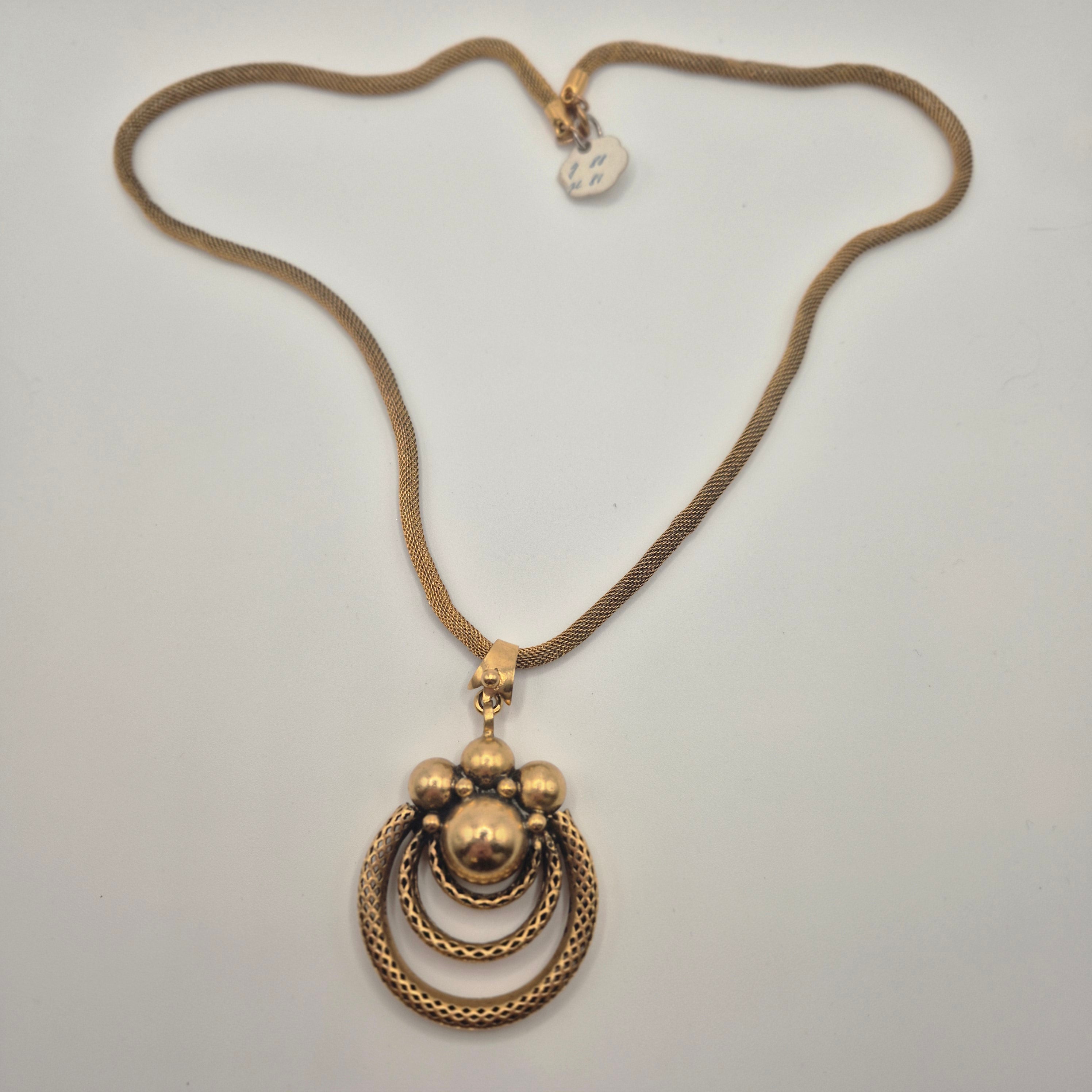 Vintage Statement-Collier – Großes Gold-Medallion im Ethno-Barock-Stil