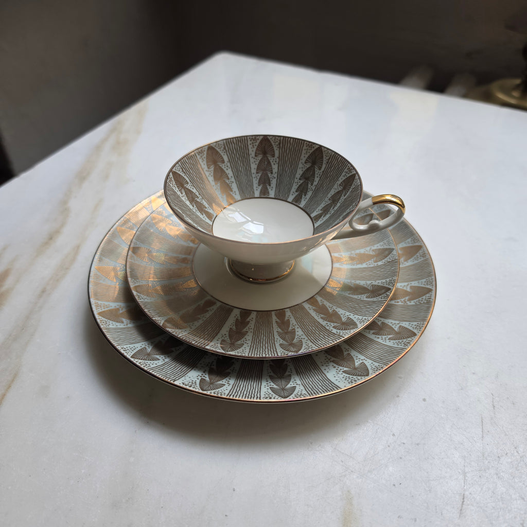 Vintage Alka Kunst Bavaria Sammeltasse 3-teilig | Mid-Century Porzellan Gedeck mit Golddekor & Stilvollem Muster (1950er/60er)