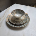 Vintage Alka Kunst Bavaria Sammeltasse 3-teilig | Mid-Century Porzellan Gedeck mit Golddekor & Stilvollem Muster (1950er/60er)