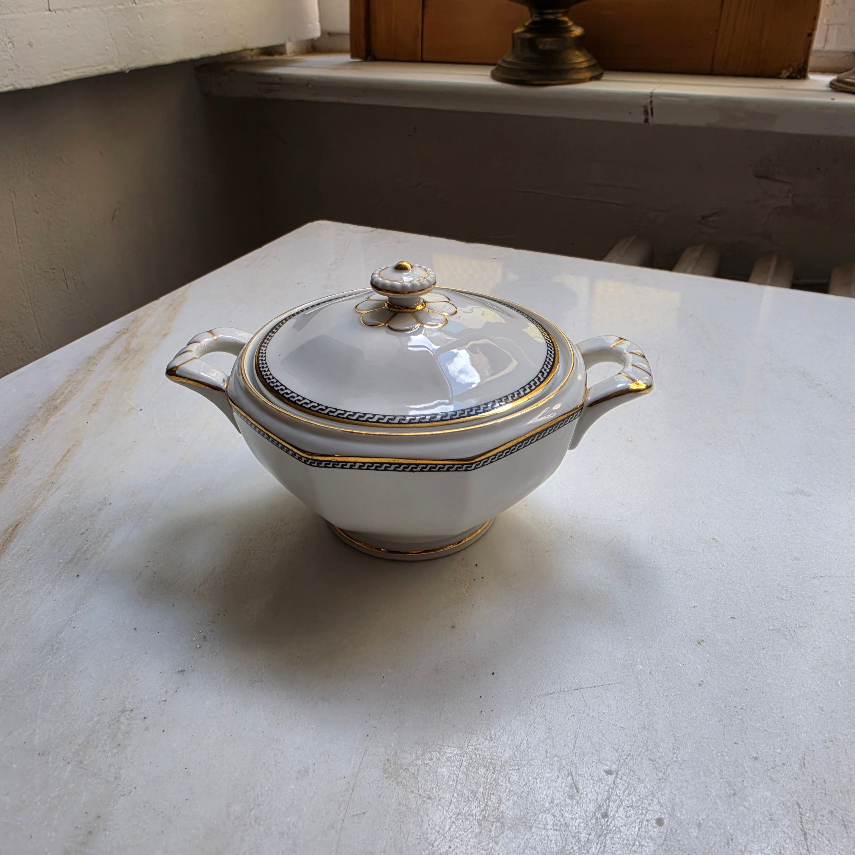 Edle Vintage Porzellan Zuckerdose – Selb-Bavaria