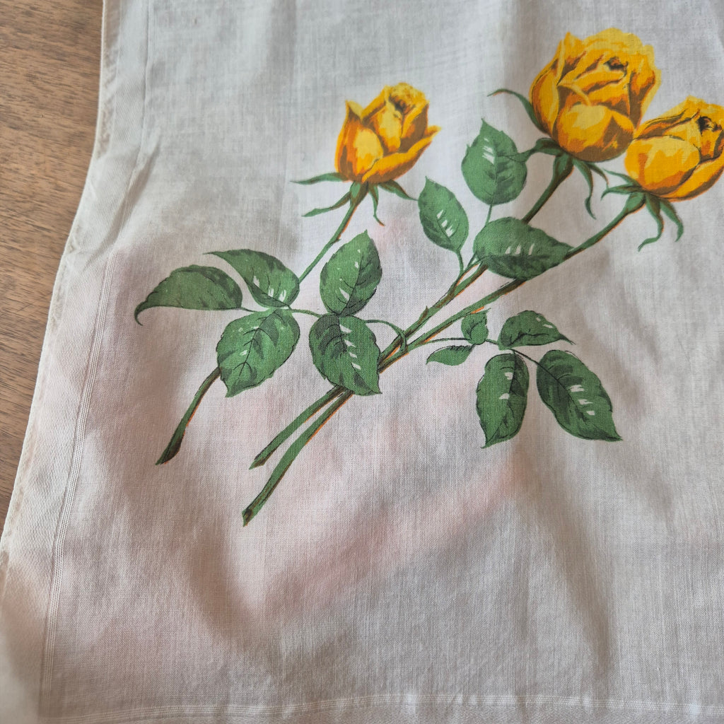 Vintage Stofftaschentuch weiß bedruckt mit Rose Baumwolle 32x34cm