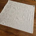Edle Damast-Serviette / Mundtuch mit dezentem Blütenmuster – Klassische Eleganz in Weiß - 52x54cm