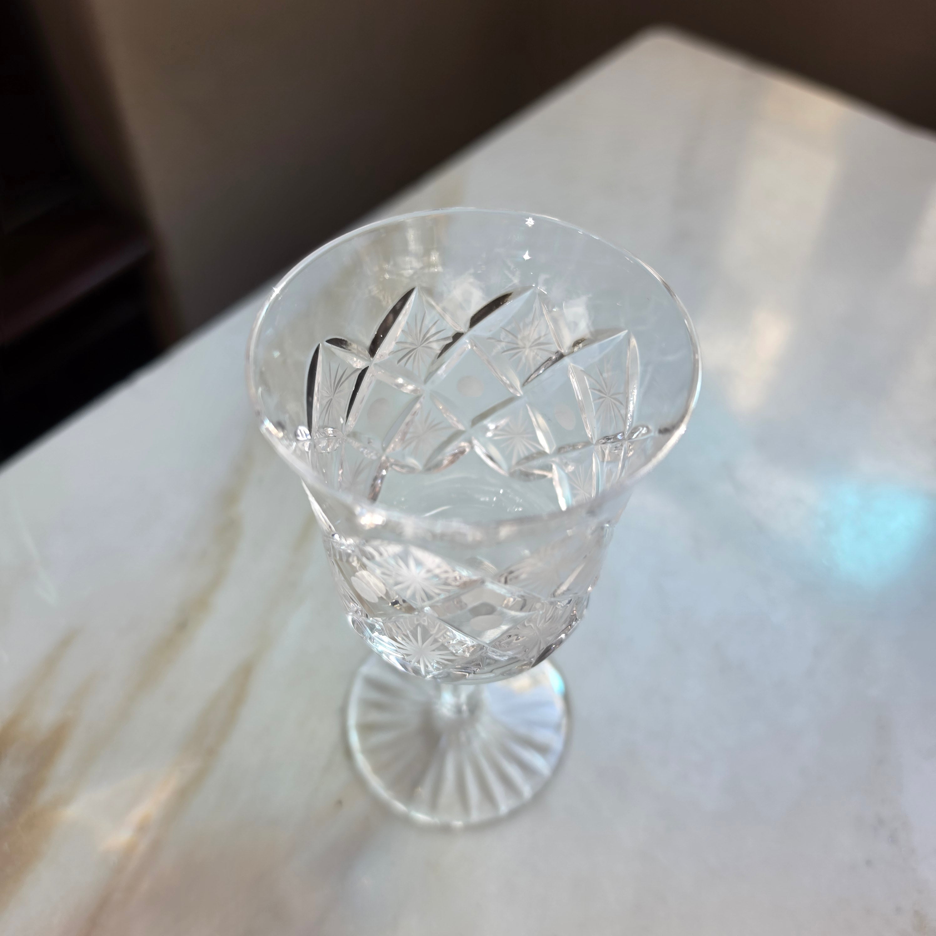 Edles Kristall-Likörglas mit Facettenschliff – Eleganter Schnaps- & Digestif-Kelch - Vintage-Stil