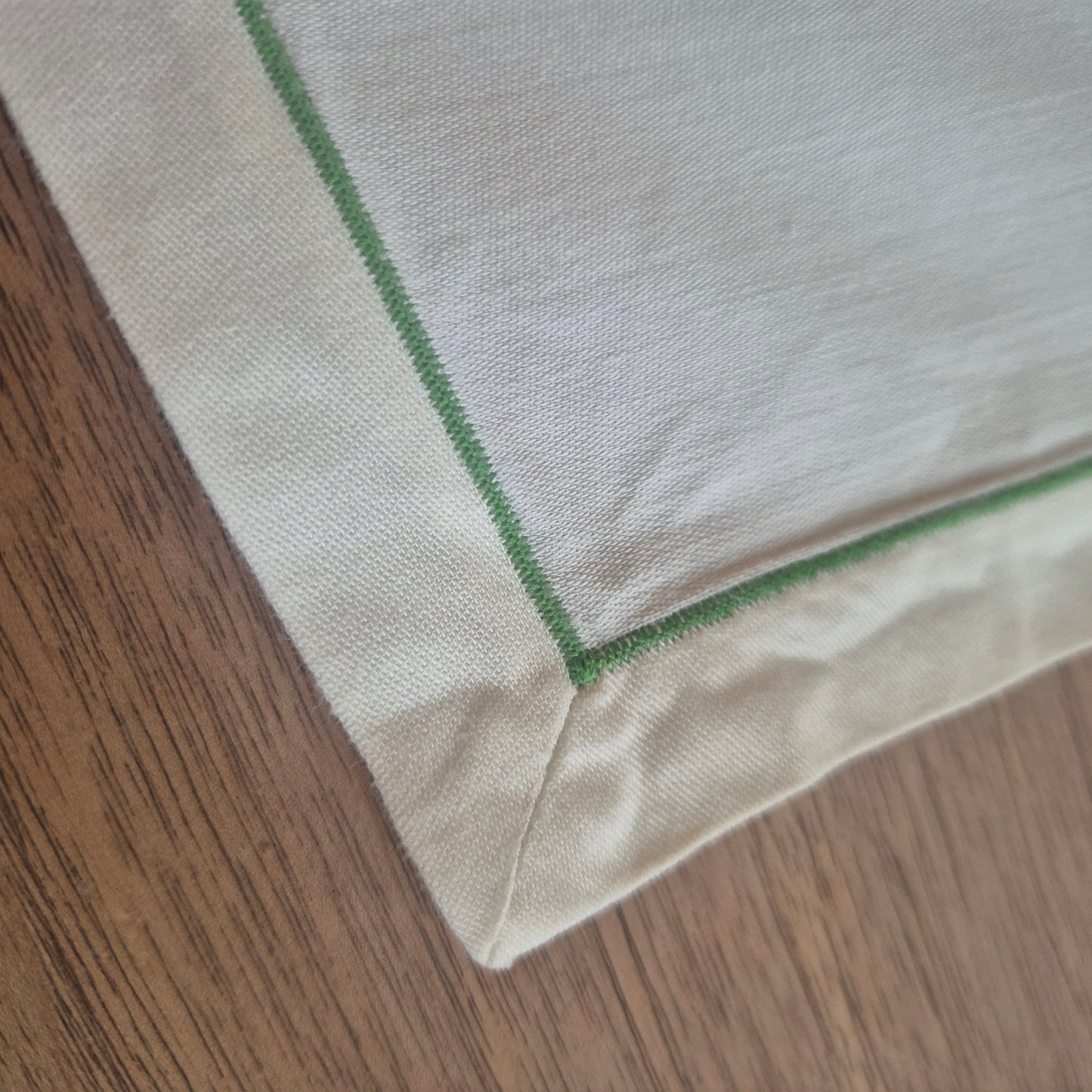 9x Grüne Stoffservietten Vintage 47x47cm Grün und brauner Rand Baumwolle Leinen