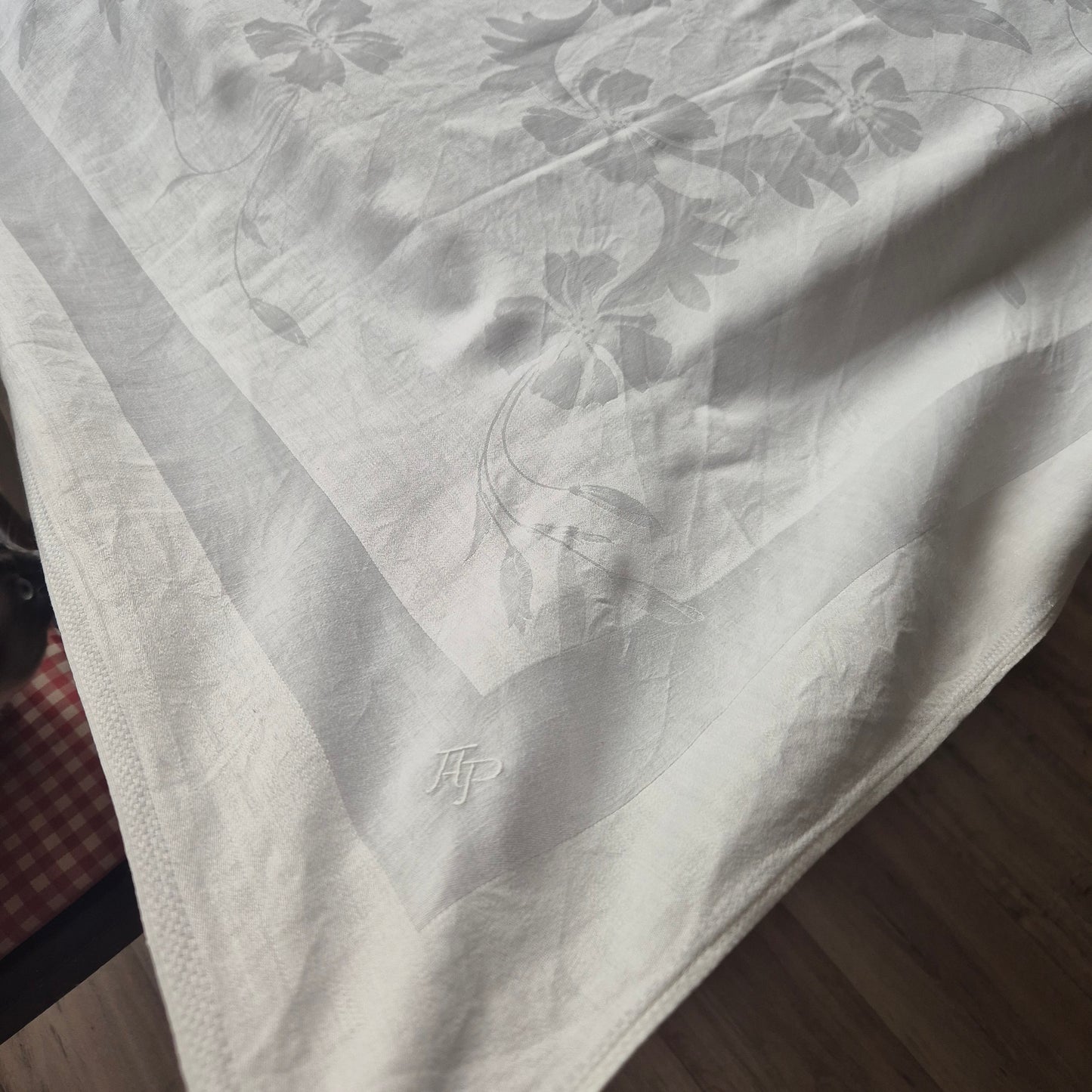 Antike Jugendstil Damast Baumwolle Tischdecke Weiß 135x170cm Schleifenmotiv Monogramm A.P.