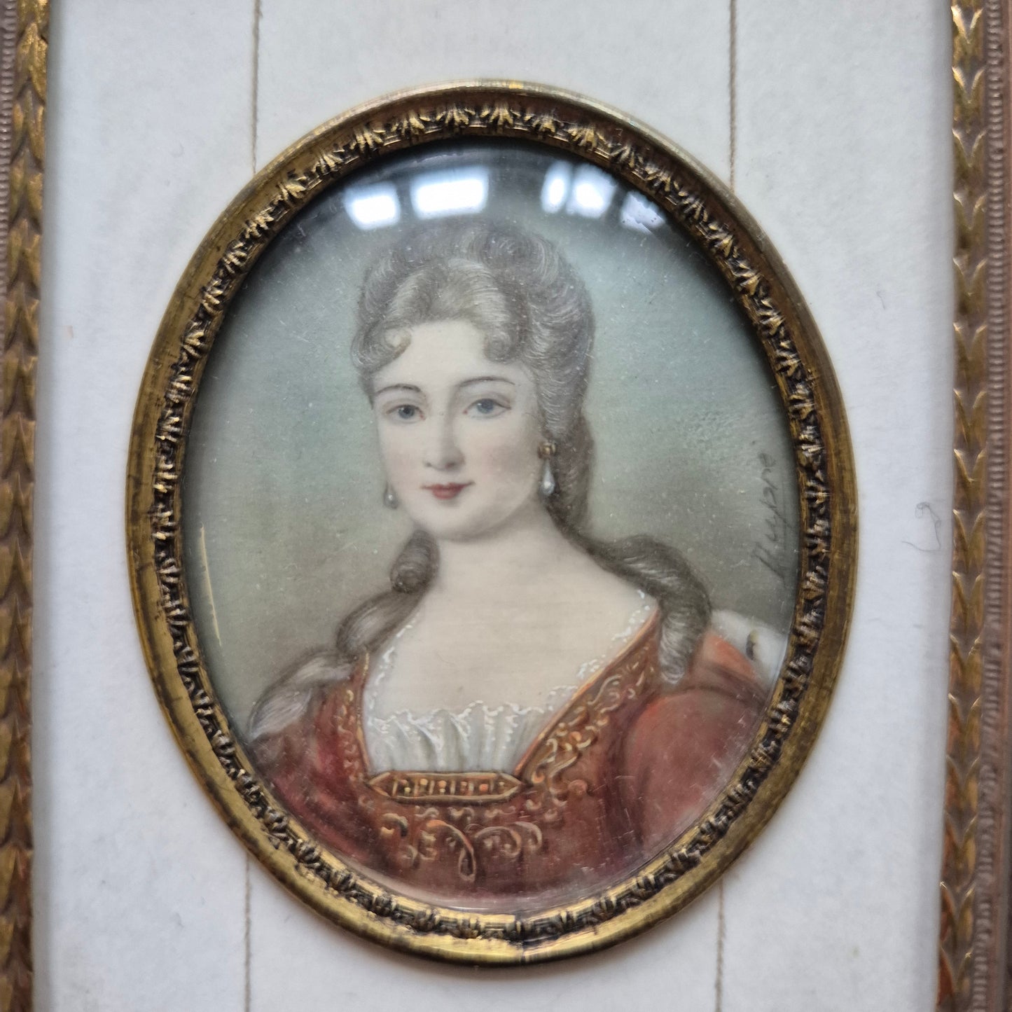 Antike viktorianische Miniaturmalerei / Lupenmalerei Porträt auf Bein / Porzellan Messing gerahmt
