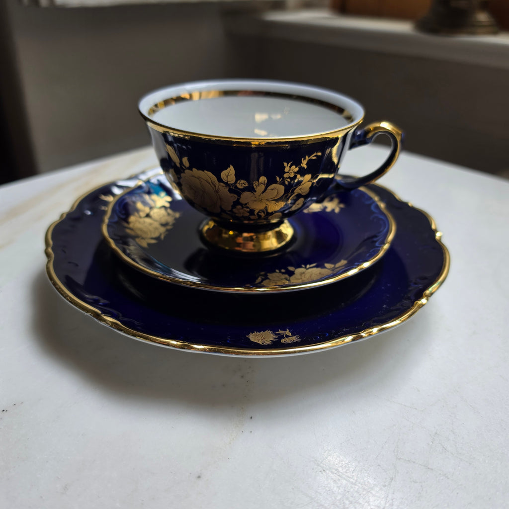 Vintage Mitterteich Bavaria Porzellan Sammelgedeck – Kobaltblau mit Golddekor (3-teilig)