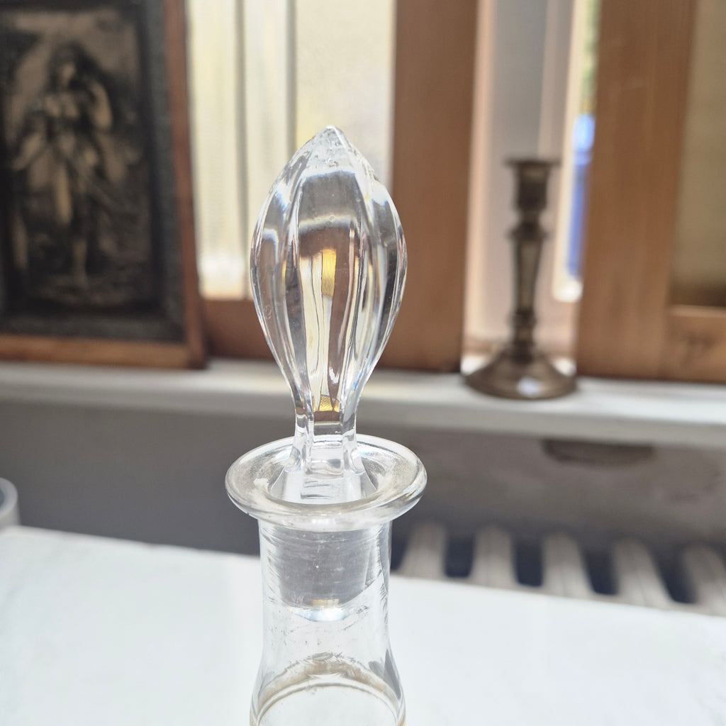 Antike Jugendstil Karaffe Glas Emaillemalerei aus Frankreich Hahnmotiv
