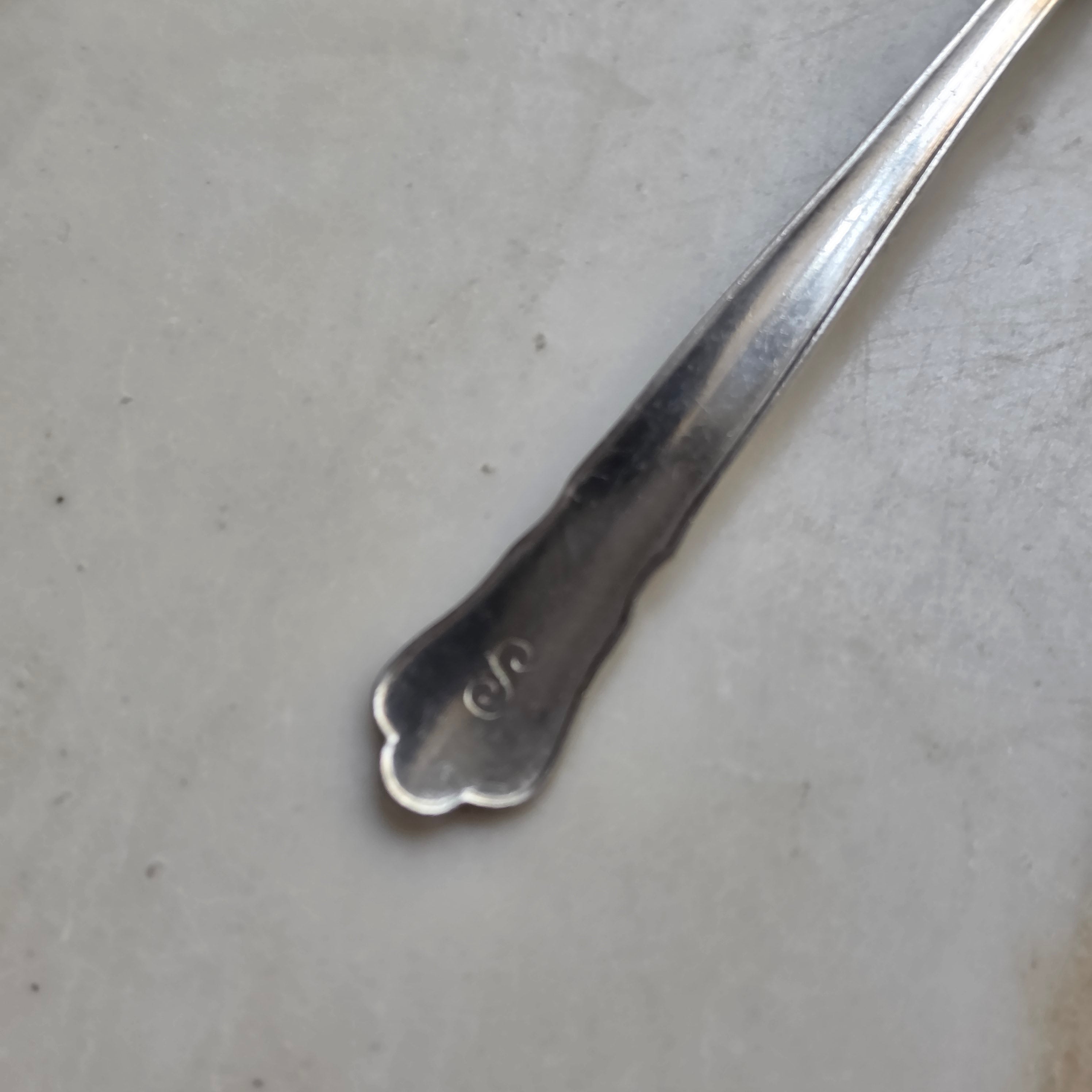 Antiker Versilberter Kaffeelöffel / Teelöffel mit Monogramm-Gravur „S“ & Schwedischer GAB-Punze