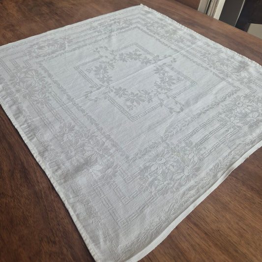 Antike Jugendstil Serviette/Mitteldecke weiß 55x60cm Damast Blumen