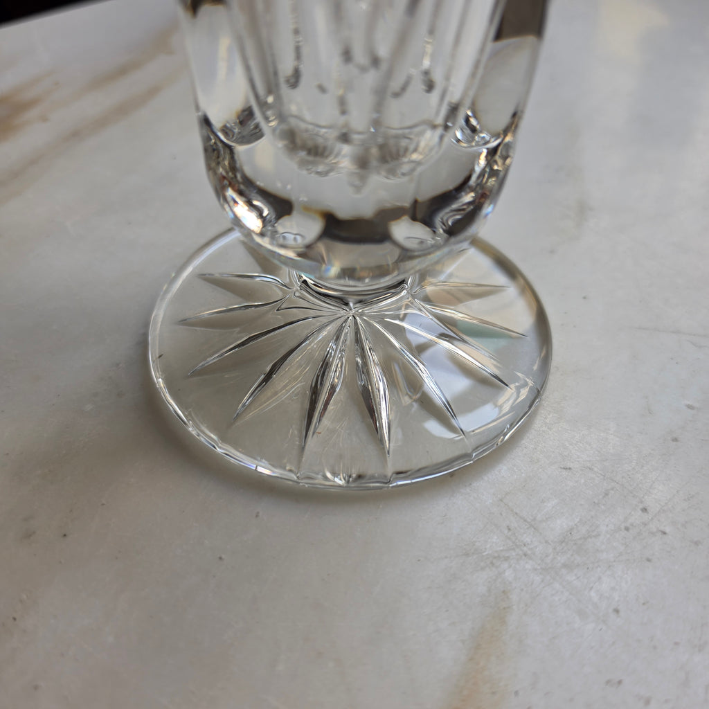 Klassische Kristallvase mit Edlem Sternschliff – Vintage Glasvase mit Standfuß & Wellenrand