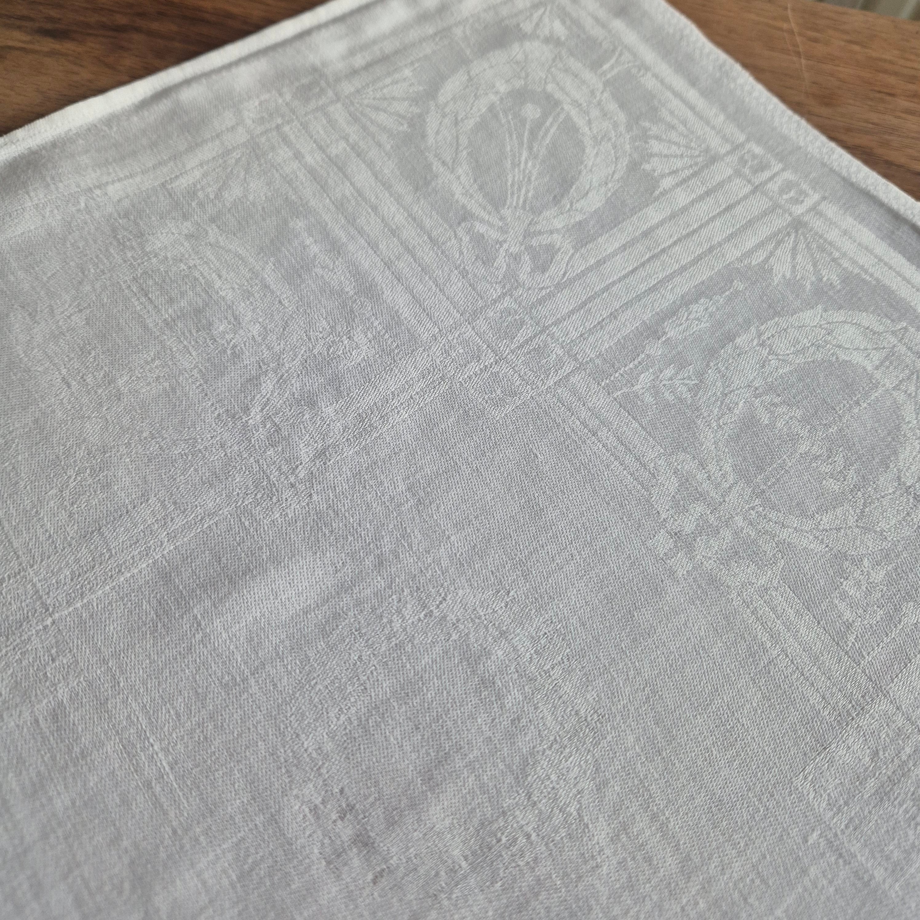 Antike Jugendstil Serviette/Mitteldecke Damast Baumwolle 65x65cm (Stockflecken) Monogramm B.