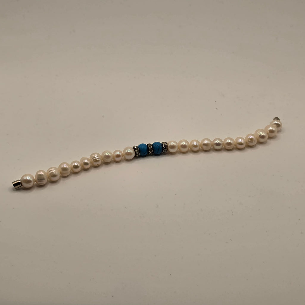 Elegantes Vintage echte Süßwasserperlen-Armband mit Türkis-Akzenten & Magnetverschluss