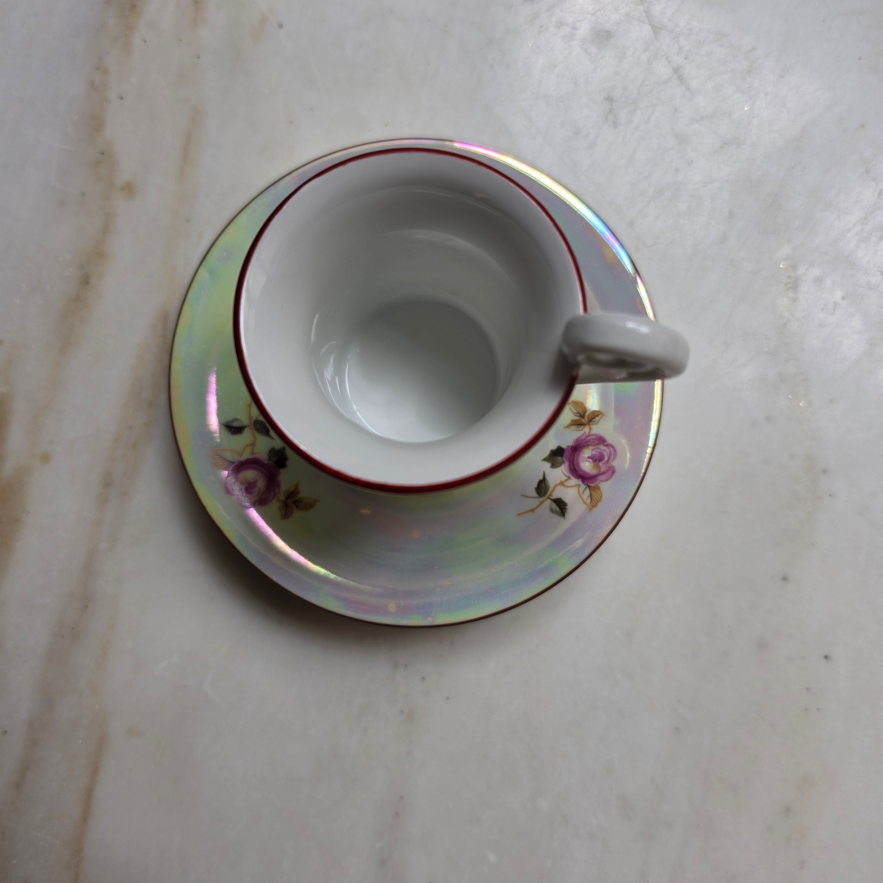 Vintage Mokka-Set mit Perlmutt-Lüsterglanz & Rosendekor - Porzellan Sammeltasse